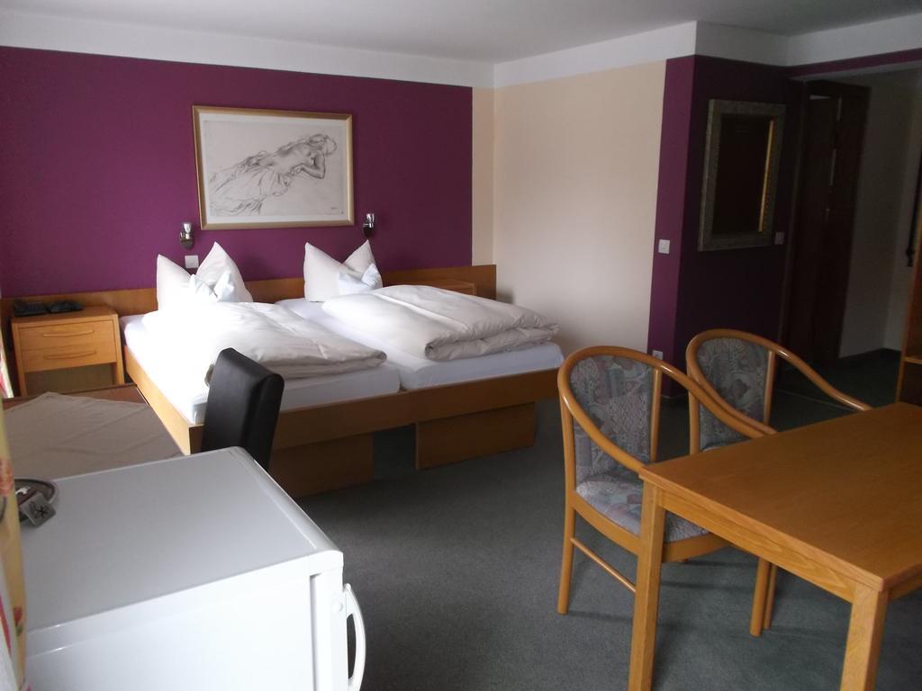 Hotel Bavaria Bad Wiessee Oda fotoğraf